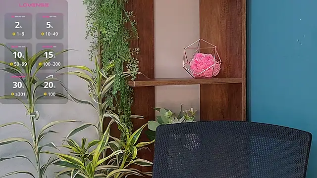 Nahomi King online show from 01/07/26, 01:13