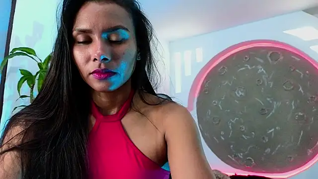 Tatianabr 01 online show from 12/19/25, 08:27