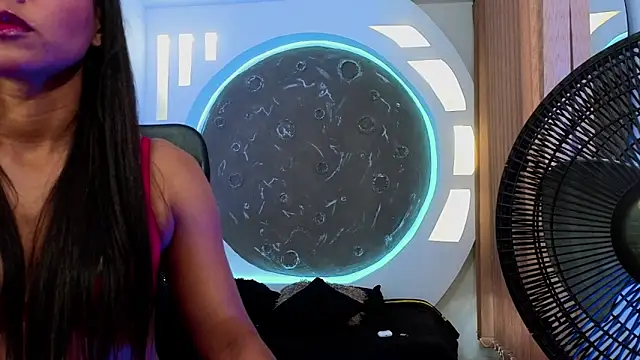 Tatianabr 01 online show from 01/07/26, 06:21