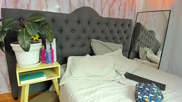 Elecktra sweet online show from 11/05/25, 08:09