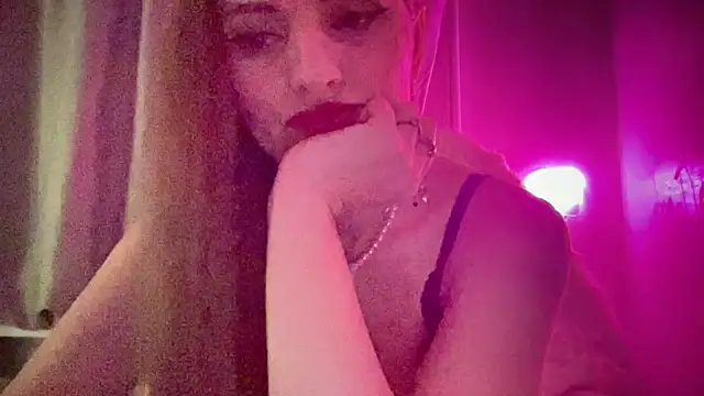 Snapshot of Viola_sweet chatting on 02/16/26, 11:56 Viola sweet online show from 02/16/26, 11:56