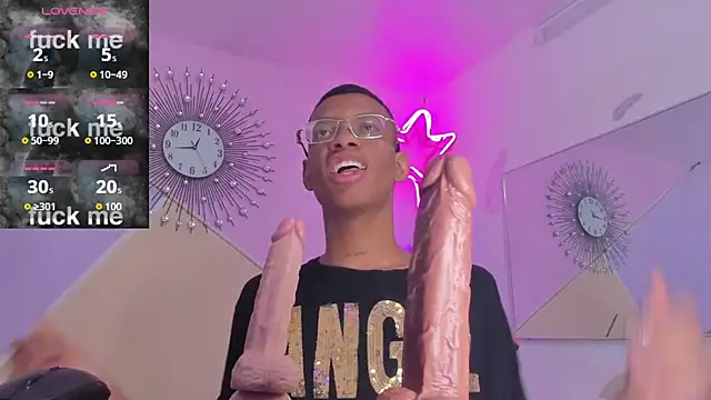 Tiffany Valentine15 online show from 11/27/25, 12:40