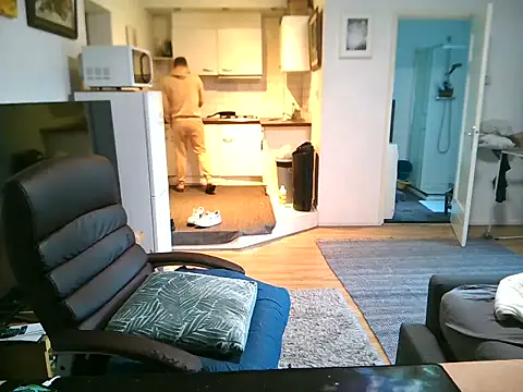 mihaimichael online show from 09/28/25, 04:34