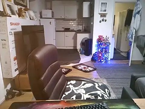 mihaimichael online show from 10/18/25, 12:02