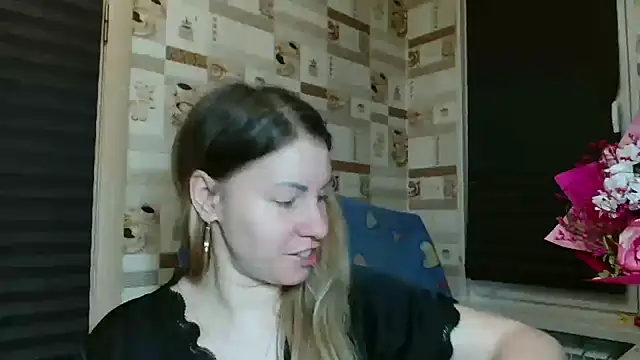 TherestlessKitty online show from 02/09/26, 10:25