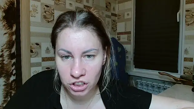 Snapshot of TherestlessKitty chatting on 05/21/26, 10:17 TherestlessKitty online show from 05/21/26, 10:17