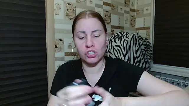 Snapshot of TherestlessKitty chatting on 06/27/26, 10:15 TherestlessKitty online show from 06/27/26, 10:15