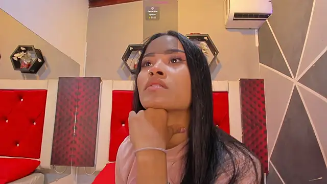 Karoll014 online show from 11/21/25, 12:15