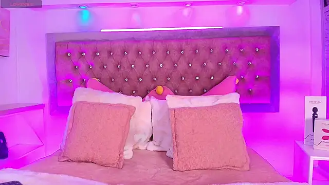 Tayzon Foxxx online show from 11/05/25, 12:38