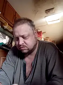 Snapshot of tjmacksjr chatting on 12/22/24, 04:27 tjmacksjr online show from 12/22/24, 04:27