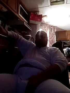 Snapshot of tjmacksjr chatting on 03/15/25, 10:33 tjmacksjr online show from 03/15/25, 10:33