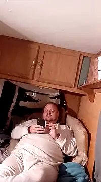 Snapshot of tjmacksjr chatting on 03/23/25, 04:05 tjmacksjr online show from 03/23/25, 04:05