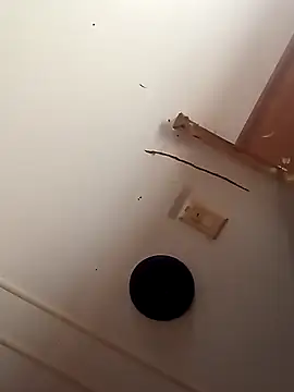 Snapshot of tjmacksjr chatting on 11/15/25, 04:03 tjmacksjr online show from 11/15/25, 04:03