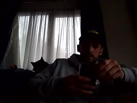 Snapshot of HungKing88 chatting on 12/02/24, 12:07 HungKing88 online show from 12/02/24, 12:07