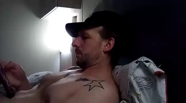 Snapshot of HungKing88 chatting on 01/29/25, 09:33 HungKing88 online show from 01/29/25, 09:33