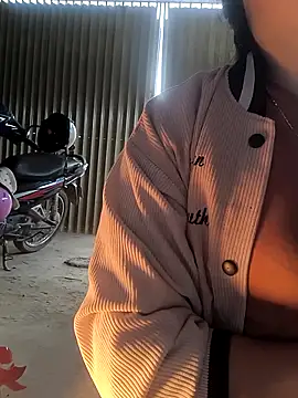 Sweetlove 77 online show from 12/23/25, 12:41