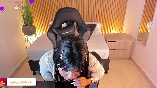 nicky peyton online show from 02/20/25, 03:23