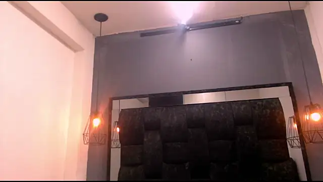 Snapshot of Jose_Smoke chatting on 09/19/25, 02:57 Jose Smoke online show from 09/19/25, 02:57