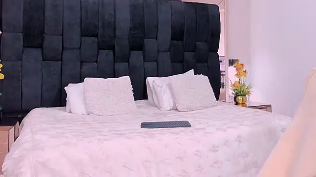 Marilyn-Cooper online show from 12/29/24, 04:30