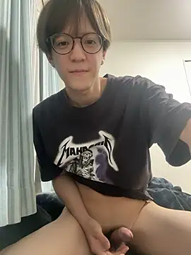 Snapshot of yuuuuma578 chatting on 09/15/25, 03:34 yuuuuma578 online show from 09/15/25, 03:34