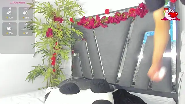 Black Rose2 online show from 03/06/25, 11:47