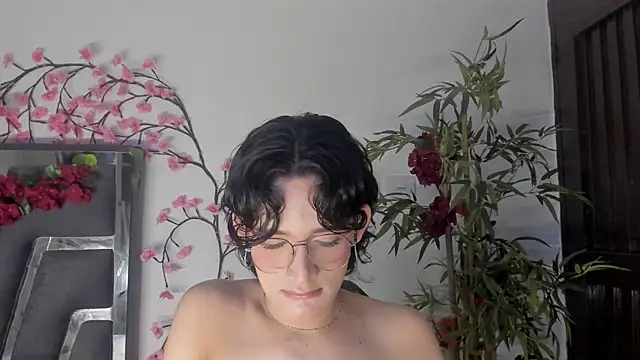 Black Rose2 online show from 09/12/25, 12:05