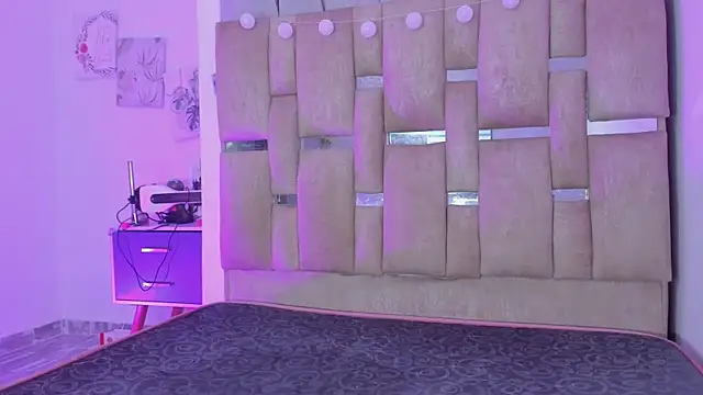 Black Rose2 online show from 12/19/25, 11:17