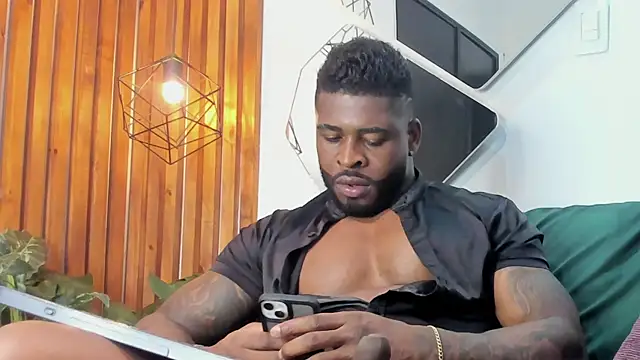 Makonneen online show from 02/12/25, 01:30