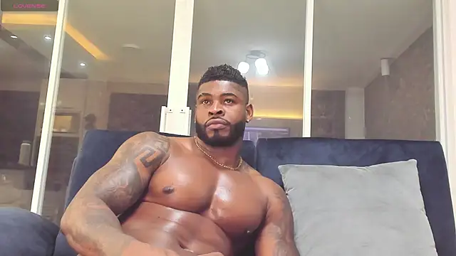 Makonneen online show from 02/21/25, 10:37