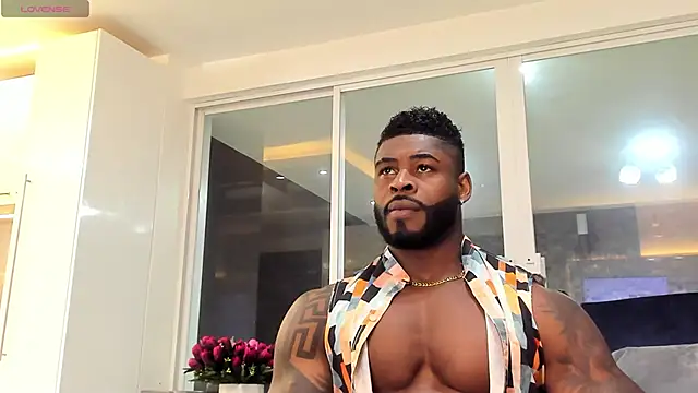 Makonneen online show from 03/08/25, 01:39