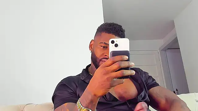 Makonneen online show from 11/04/25, 04:44