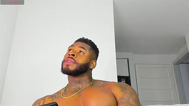 Snapshot of Makonneen chatting on 02/06/26, 04:50 Makonneen online show from 02/06/26, 04:50