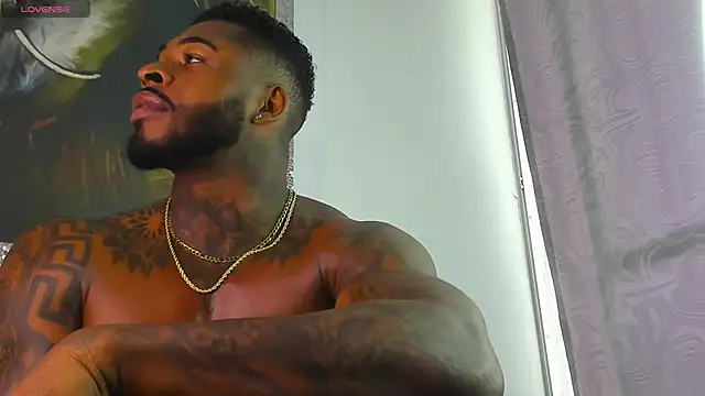 Snapshot of Makonneen chatting on 02/17/26, 12:45 Makonneen online show from 02/17/26, 12:45