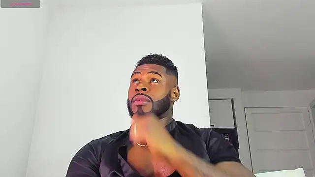 Snapshot of Makonneen chatting on 02/19/26, 07:59 Makonneen online show from 02/19/26, 07:59