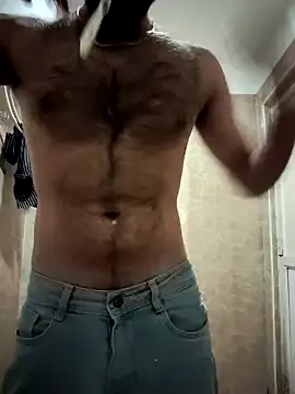 Snapshot of hairy_gun chatting on 02/02/25, 08:46 hairy gun online show from 02/02/25, 08:46