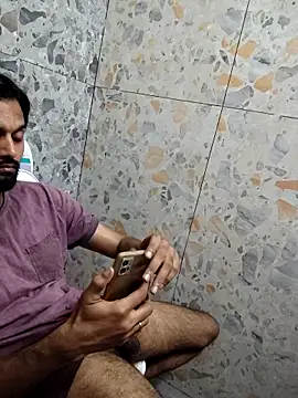 Snapshot of hairy_gun chatting on 03/17/25, 01:29 hairy gun online show from 03/17/25, 01:29