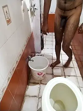 Snapshot of hairy_gun chatting on 09/23/25, 05:43 hairy gun online show from 09/23/25, 05:43