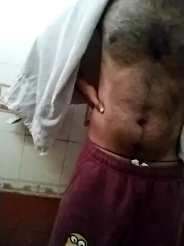 Snapshot of hairy_gun chatting on 11/26/25, 05:41 hairy gun online show from 11/26/25, 05:41