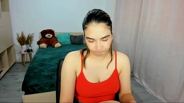 Alexa Dolly12 online show from 09/18/25, 05:20