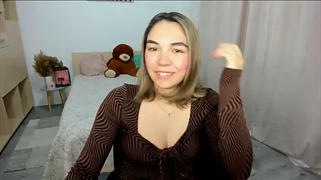 Alexa Dolly12 online show from 02/25/26, 07:40