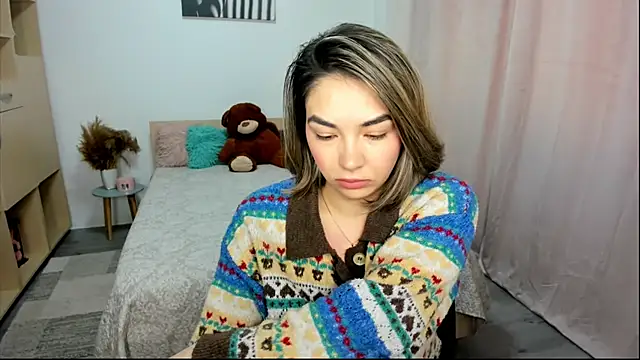 Alexa Dolly12 online show from 04/17/26, 08:17