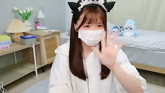Snapshot of Sayuringo_ chatting on 10/15/25, 11:10 Sayuringo  online show from 10/15/25, 11:10