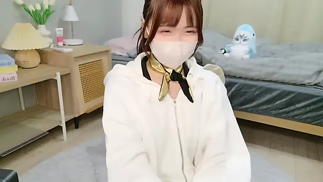 Sayuringo  online show from 12/17/25, 02:45