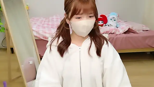 Sayuringo  online show from 06/26/26, 01:04