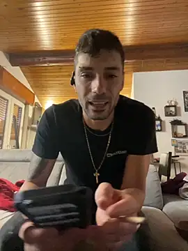 fisicato online show from 10/11/25, 12:15