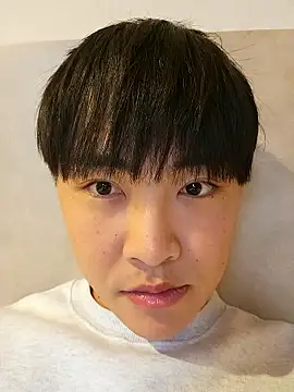 Snapshot of hitoshiatpwT chatting on 10/31/25, 06:47 hitoshiatpwT online show from 10/31/25, 06:47