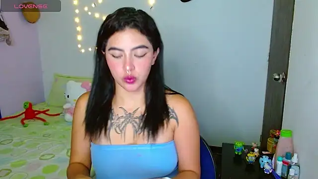  luna torres online show from 02/28/25, 11:23