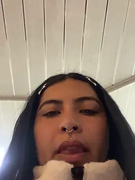  luna torres online show from 03/23/26, 12:20