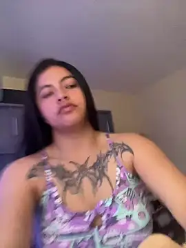  luna torres online show from 04/05/26, 12:46