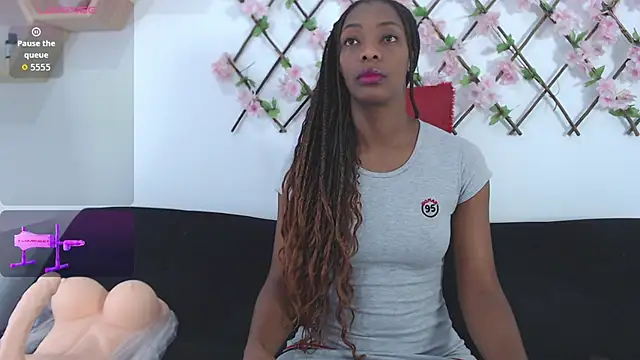 tiffany gomez9 online show from 11/27/25, 01:46